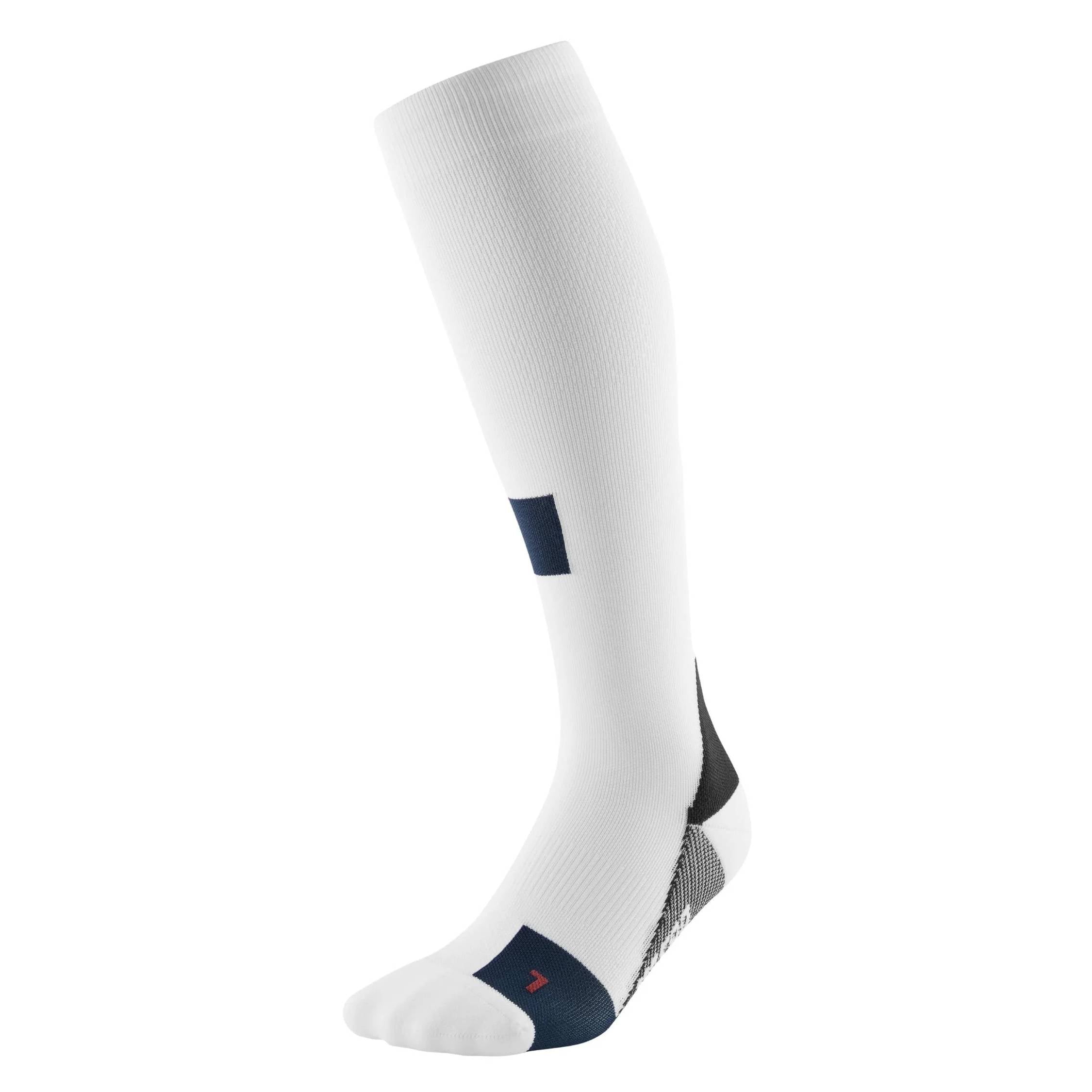 The Run Limited 2024.1 Run Tall Socks Men - White